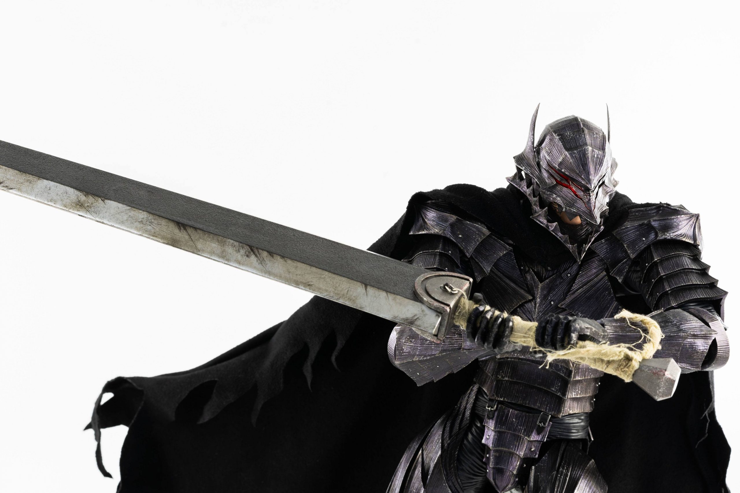 Berserk - Action Figure Guts (Berserker Armor) 33cm